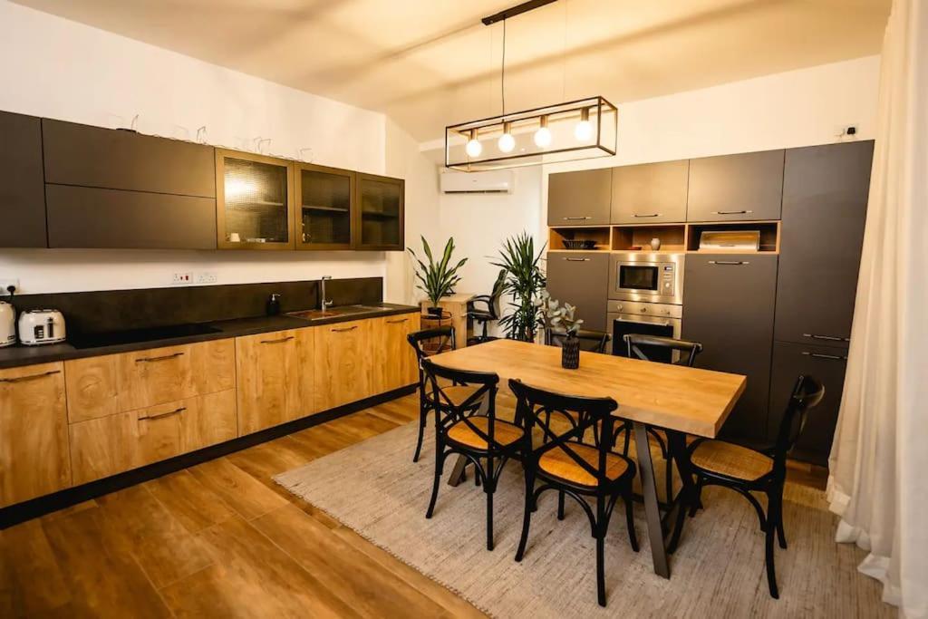 דירות מסידה Luxurious & Stylish Penthouse With Private Pool מראה חיצוני תמונה
