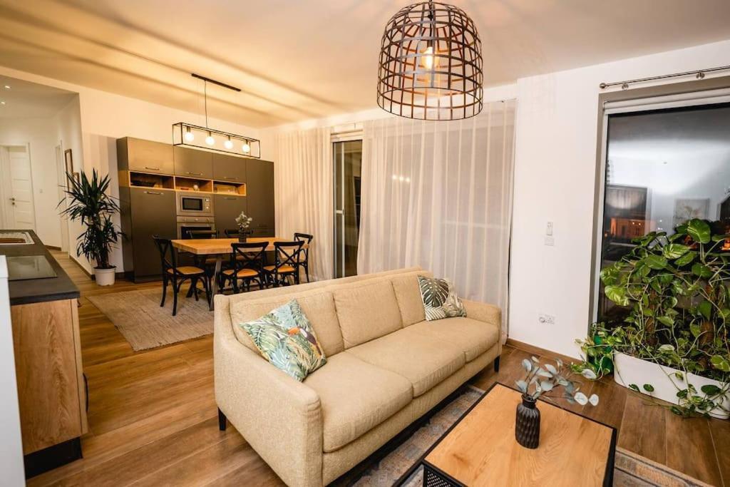 דירות מסידה Luxurious & Stylish Penthouse With Private Pool מראה חיצוני תמונה